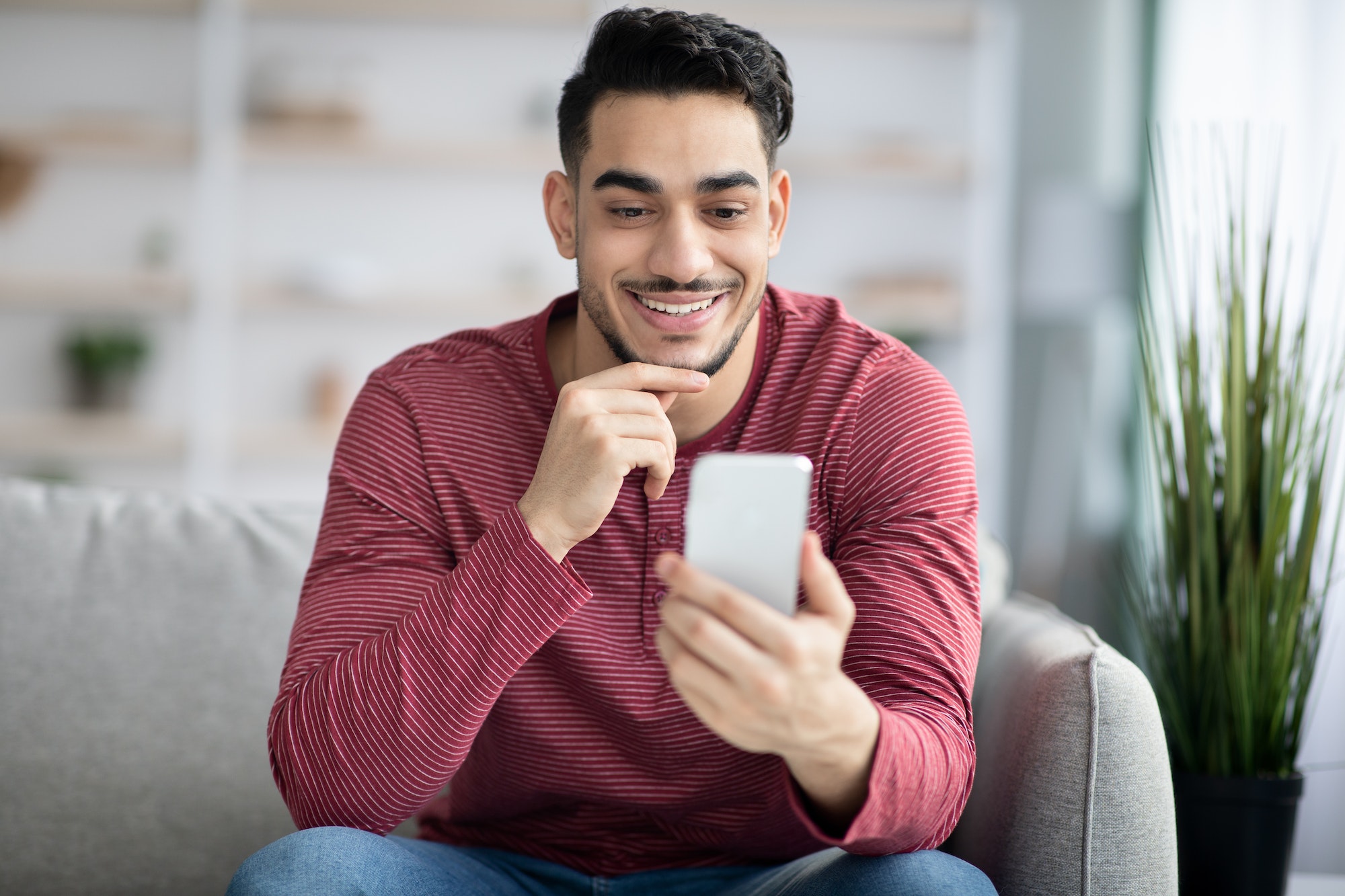 Behind the Scenes: How Video Content Can Humanize Your Brand and Build Trust